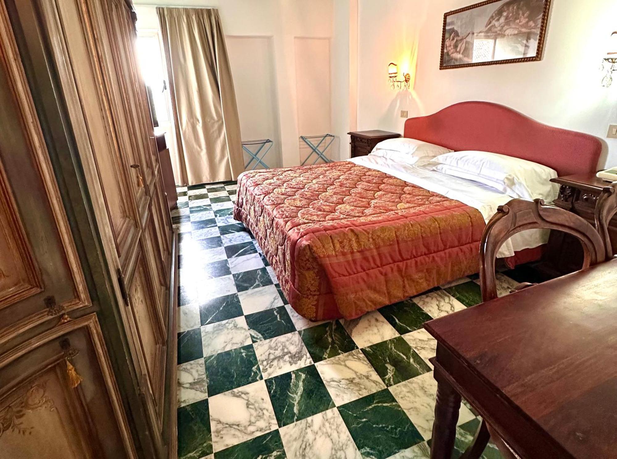 Albergo Hotel Raffaello أوربينو المظهر الخارجي الصورة