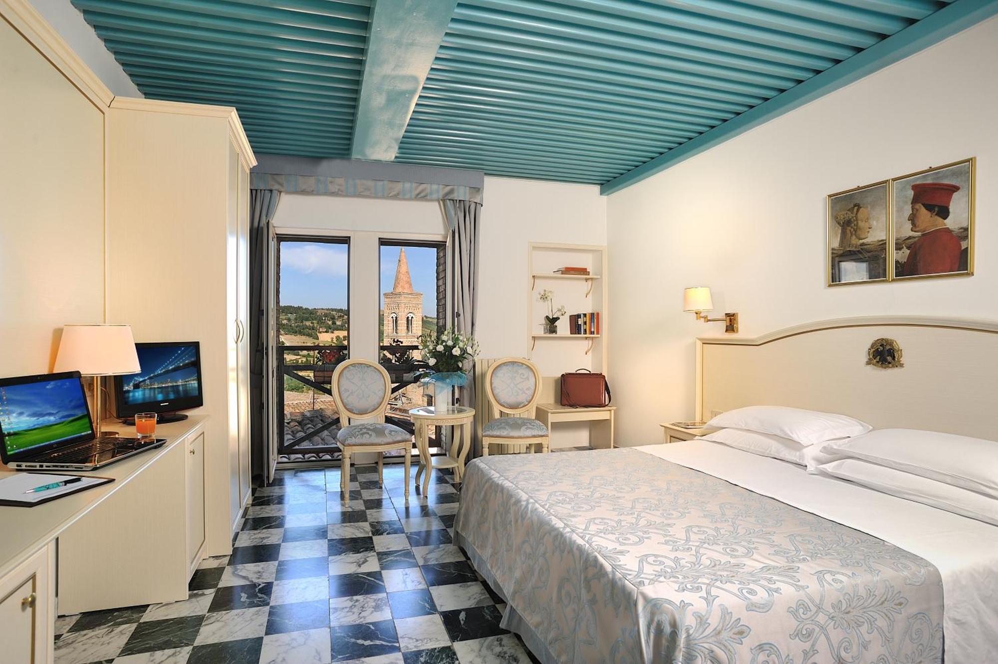 Albergo Hotel Raffaello أوربينو المظهر الخارجي الصورة