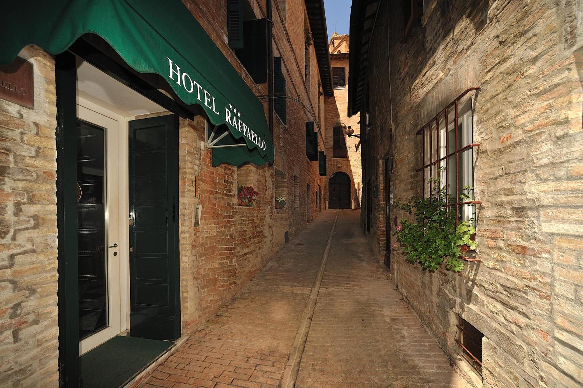 Albergo Hotel Raffaello أوربينو المظهر الخارجي الصورة