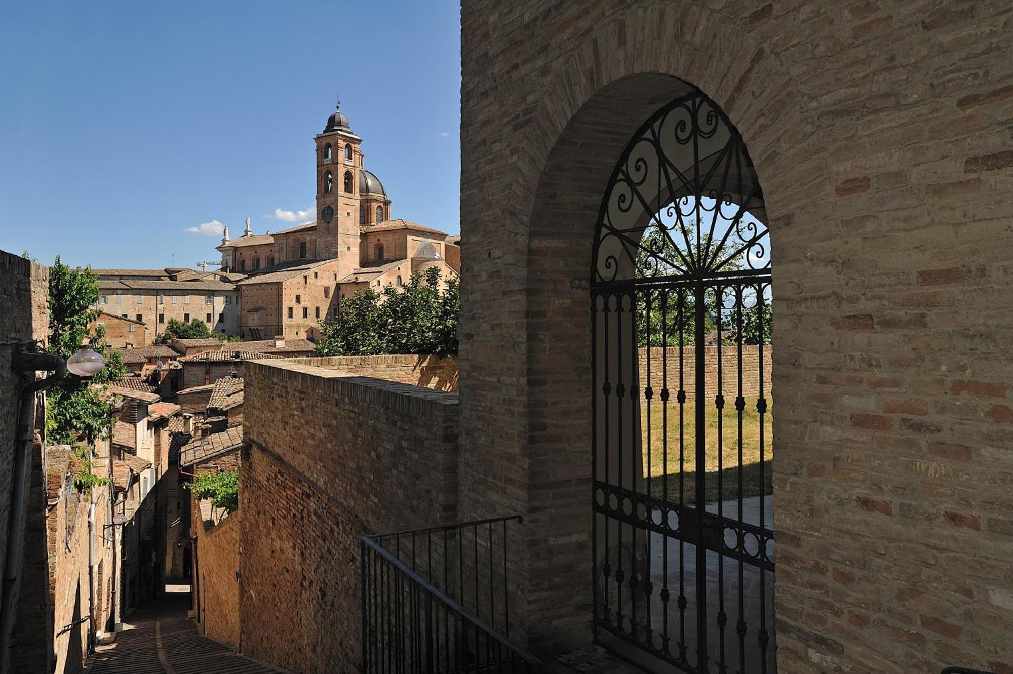 Albergo Hotel Raffaello أوربينو المظهر الخارجي الصورة