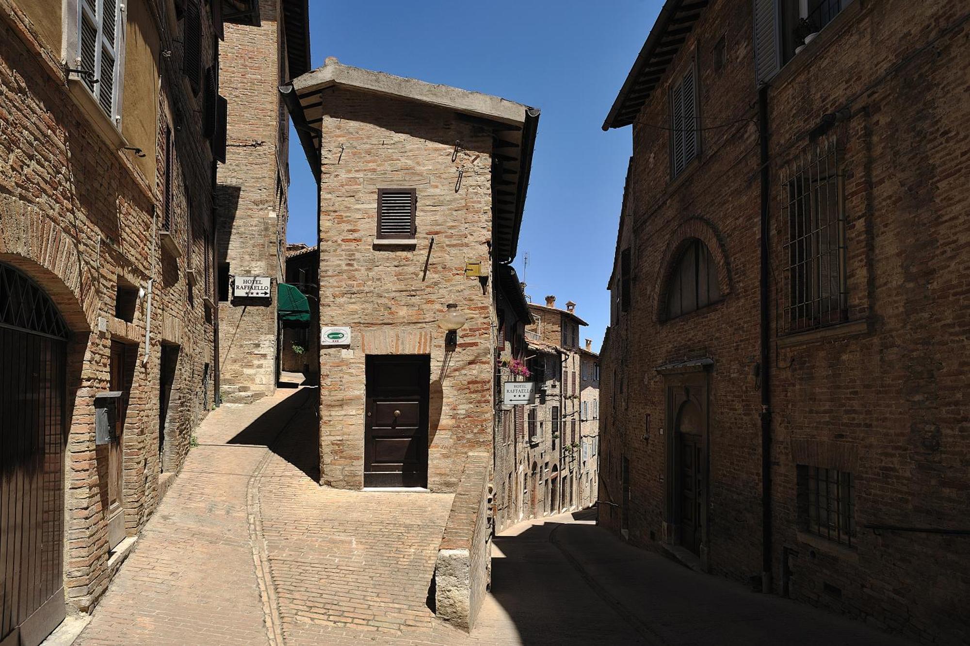 Albergo Hotel Raffaello أوربينو المظهر الخارجي الصورة
