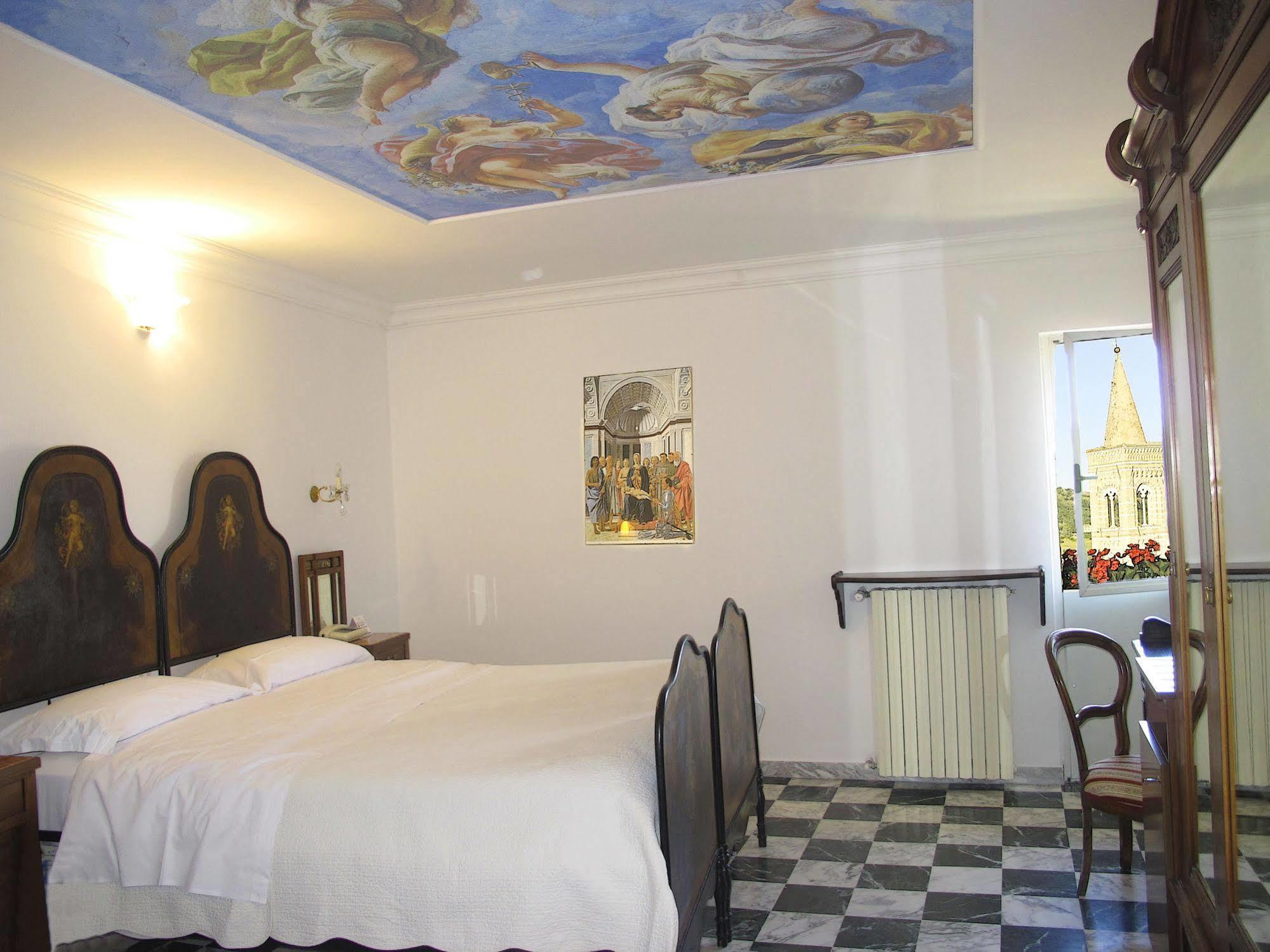 Albergo Hotel Raffaello أوربينو المظهر الخارجي الصورة
