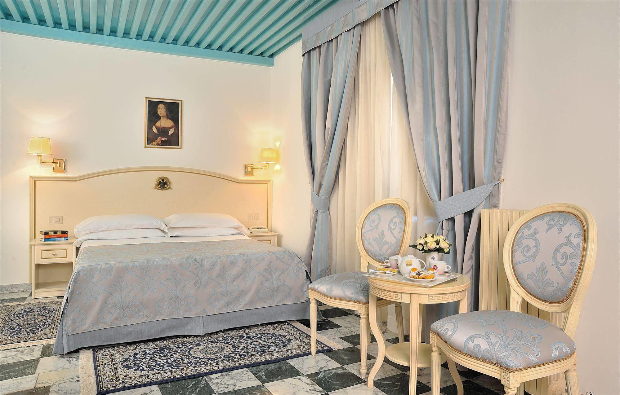 Albergo Hotel Raffaello أوربينو المظهر الخارجي الصورة